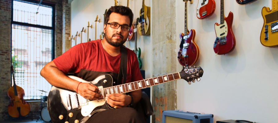 Instruments-Guitar